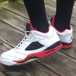SOLD 🌟🌟Jordan Retro 5 Low Men’s Size 8.5